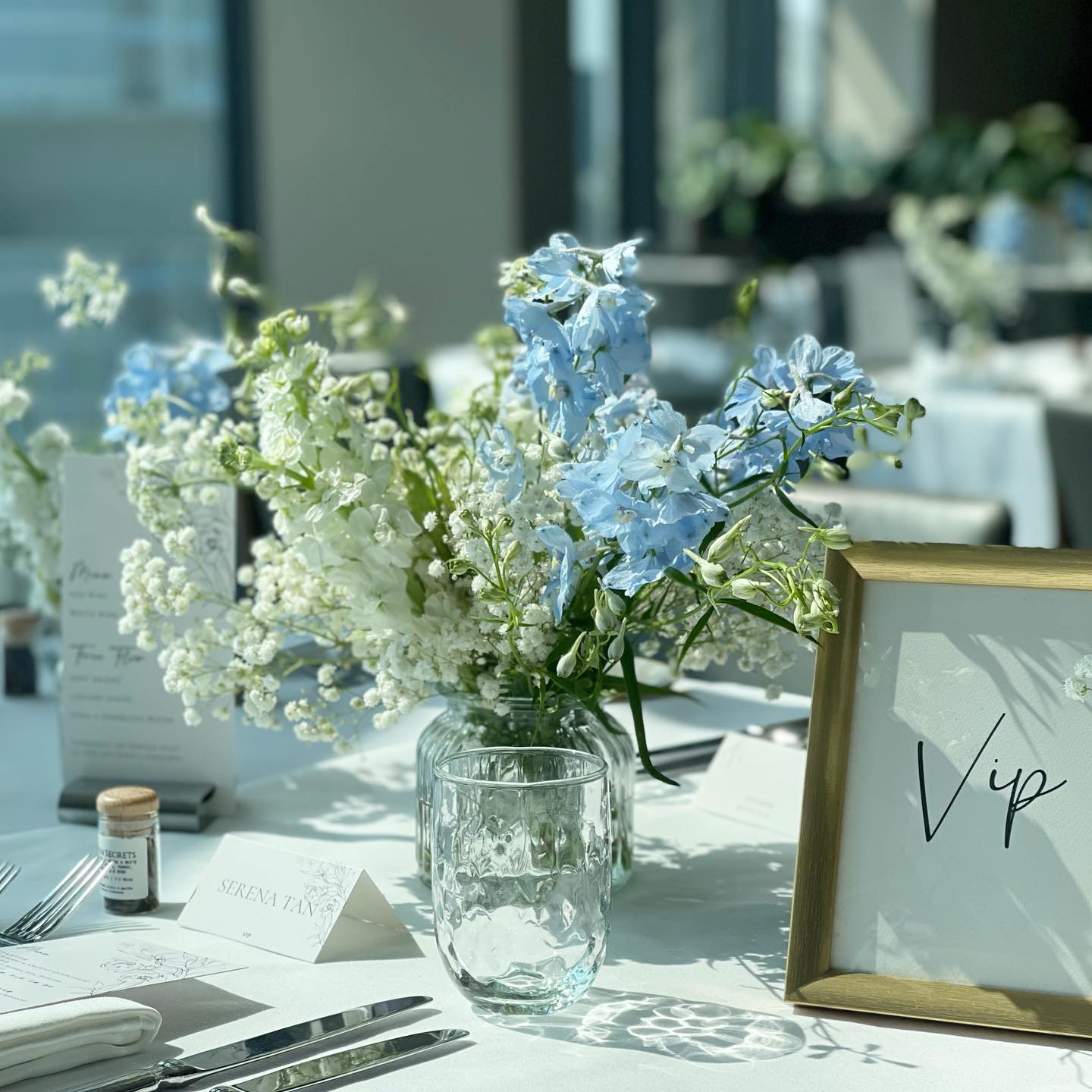 wedding reception table setup